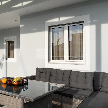 Acapulco Marinos Apartments- Adults Only Лаганас