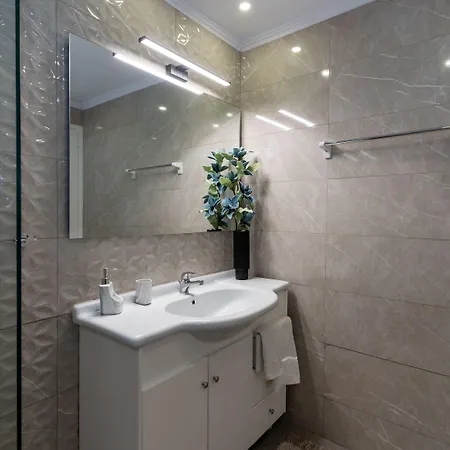 Acapulco Marinos Apartments- Adults Only