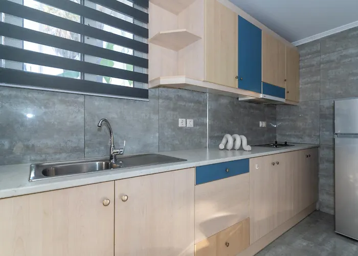 Acapulco Marinos Apartments- Adults Only Апарт-отель Лаганас